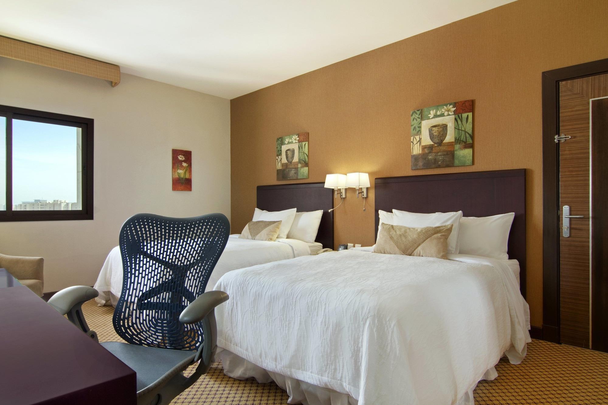 Hilton Garden Inn Riyadh Olaya Buitenkant foto