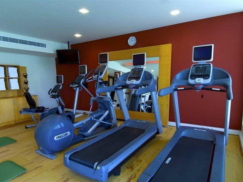 Hilton Garden Inn Riyadh Olaya Buitenkant foto