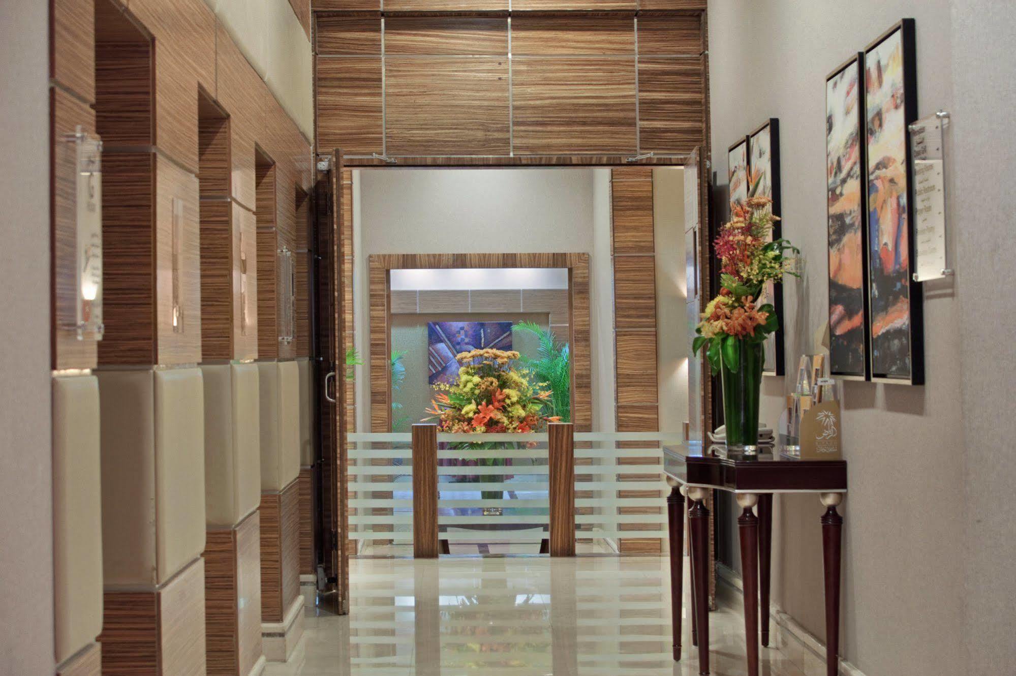 Hilton Garden Inn Riyadh Olaya Interieur foto